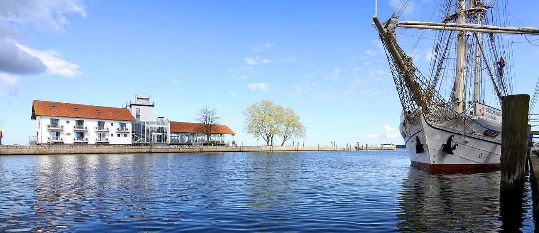 Hotel für 4 Personen, mit Balkon und Terrasse sowie Ausblick in Wieck (Greifswald) - 2