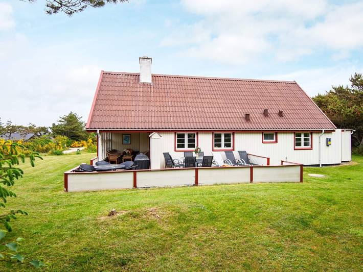 Ferienhaus für 7 Personen, mit Terrasse und Sauna sowie Whirlpool, kinderfreundlich in Nissum Fjord