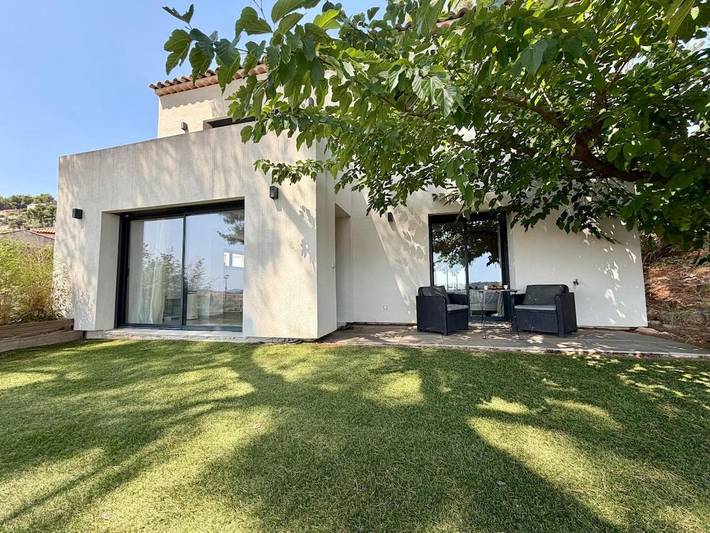 Appartement de vacances pour 2 personnes, avec Terrasse ainsi que Jardin et Vue à La Valette-du-Var