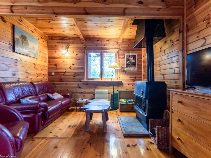 Gemütliches Chalet mit Klimaanlage im Herzen des Morvan in Saint-André-en-Morvan, Naturpark Morvan