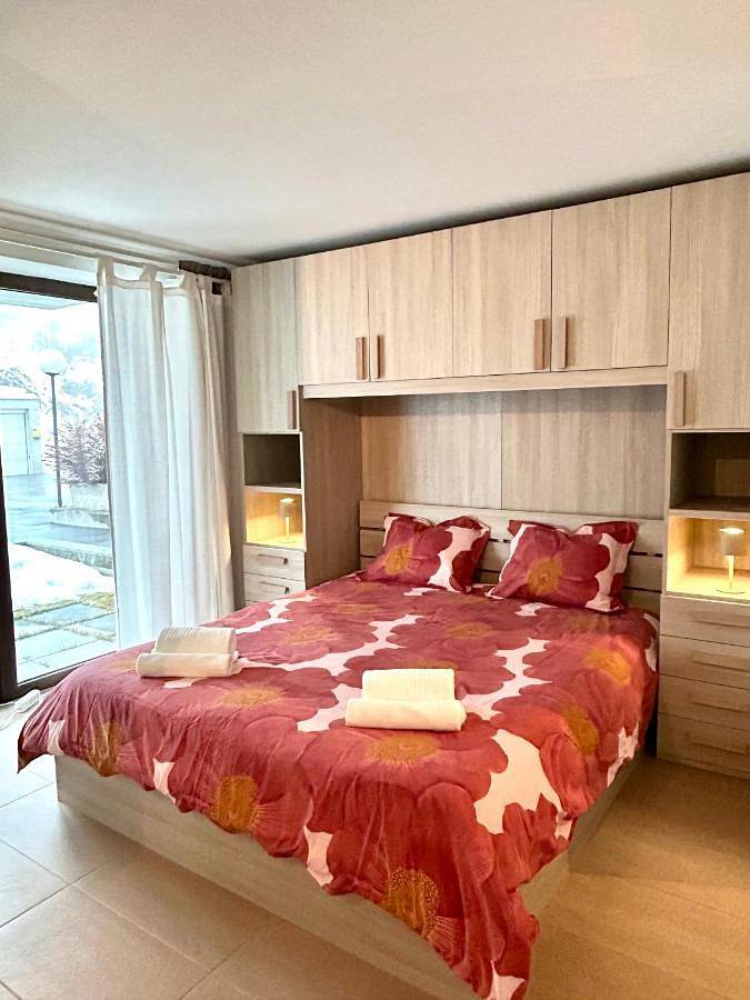Vacation rental for 4 people, with Balcony and Terrace as well as Yard and Pool in Mesocco