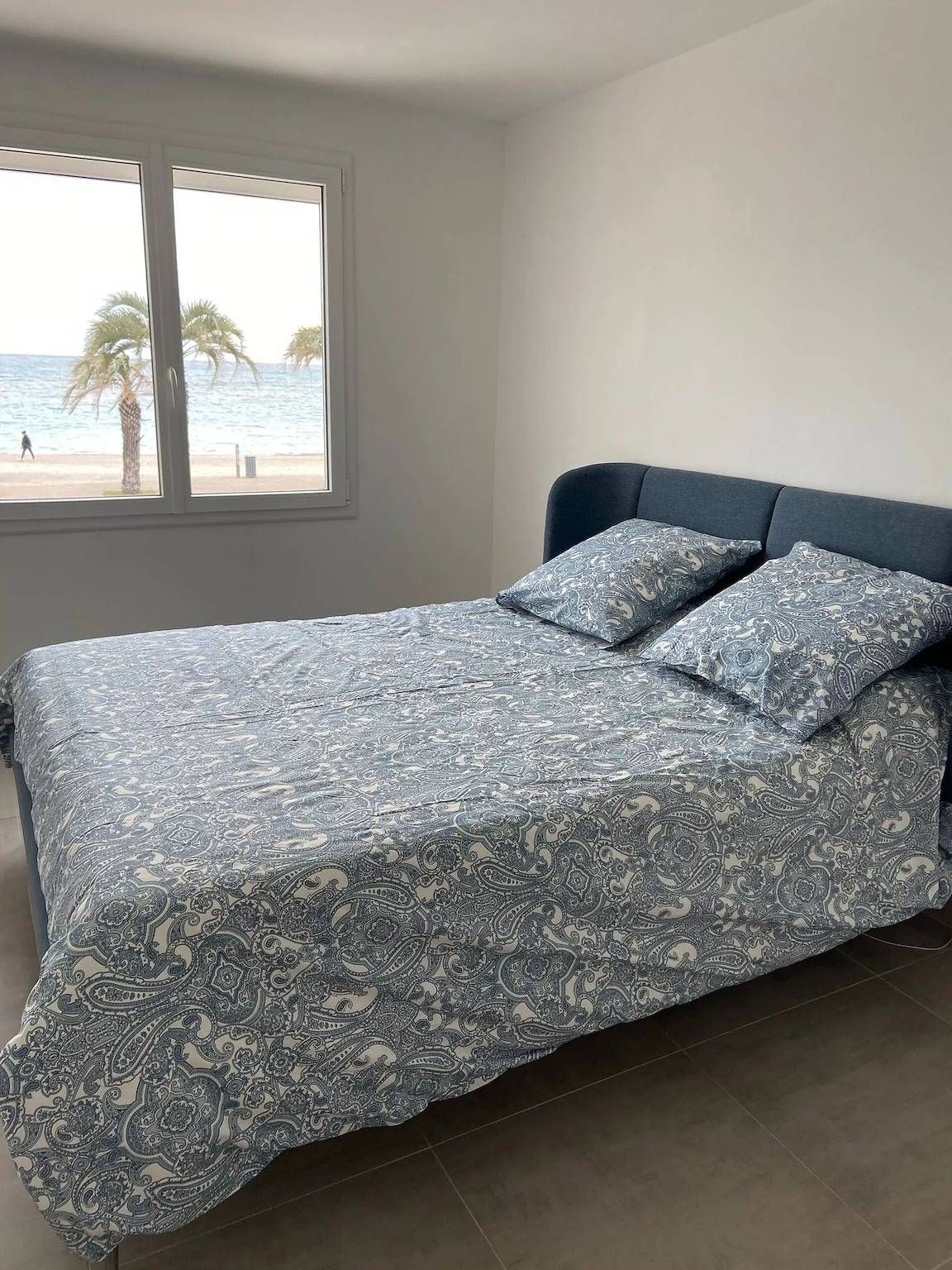 Appartement entier, Appartement à Six-Fours-les-Plages 56 m² avec vue sur la mer in Six-Fours-les-Plages, Côte méditerranéenne (France)