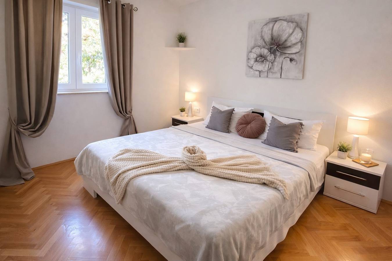 Ganze Wohnung, 2 Bedroom Apartment Karla A1 for 6 person in Stanići near city Omiš  in Stanici, Omis-Riviera