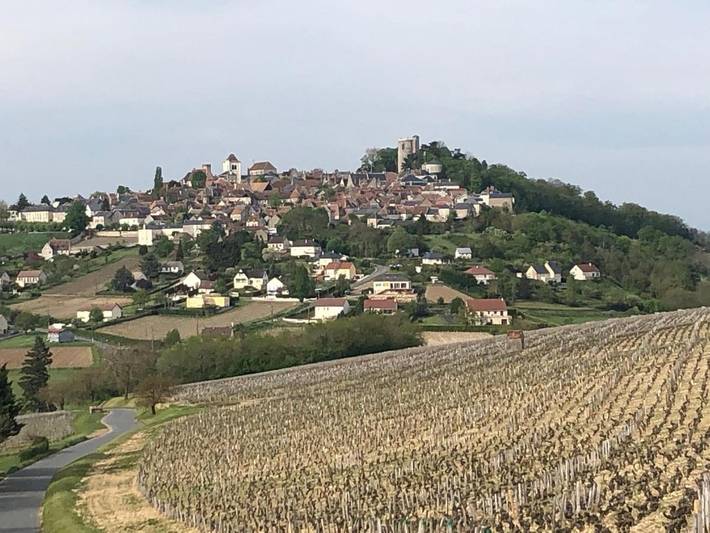 Gîte pour 6 personnes, avec Terrasse dans Groises