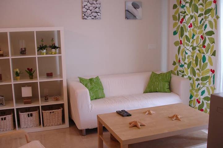 Ferienwohnung für 4 Personen, mit Terrasse und Garten sowie Pool in Benicarló