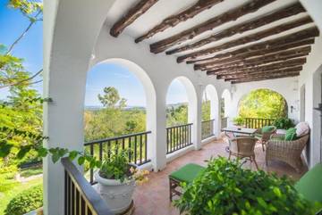 Casa rural para 12 personas, con piscina además de vistas y jardín en San Rafael de Sa Creu