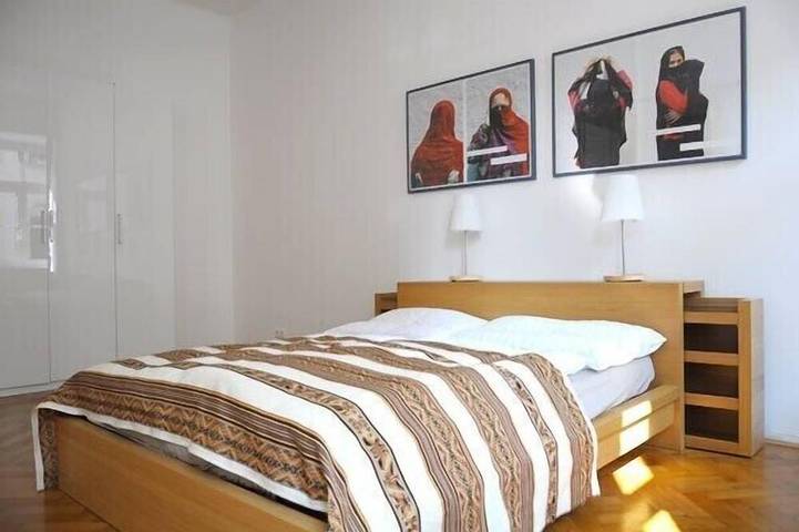 Ganze Wohnung, Top-renoviertes Apartement mit dem Charme einer typischen Wiener Altbauwohnung in Wien, Donau Niederösterreich