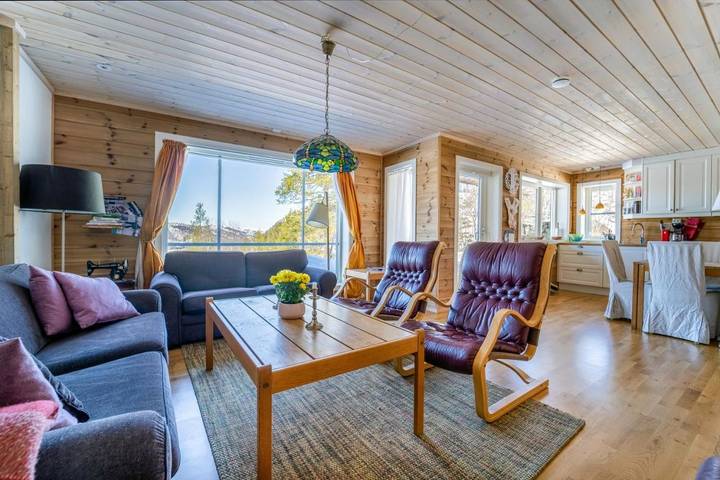 Villa für 8 Personen, mit Ausblick und Garten - 1