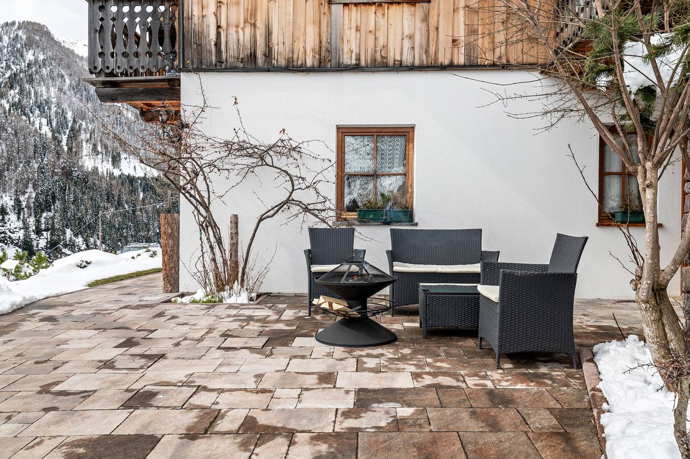 Ganze Wohnung, Ferienwohnung 'Agriturismo El Cirum Pelmo' mit Bergblick, privatem Garten und Wlan in Buchenstein, Dolomiti Superski