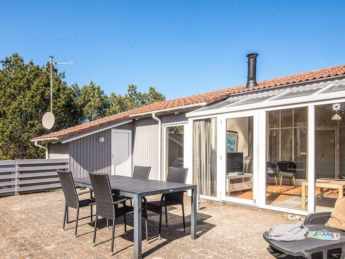 Ferienhaus für 10 Personen, mit Terrasse und Pool, kinderfreundlich in Blavand - 2