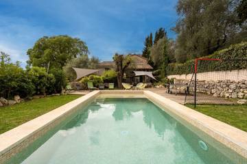 Chambre d’hôte pour 2 personnes, avec jardin et piscine dans les Alpes maritimes