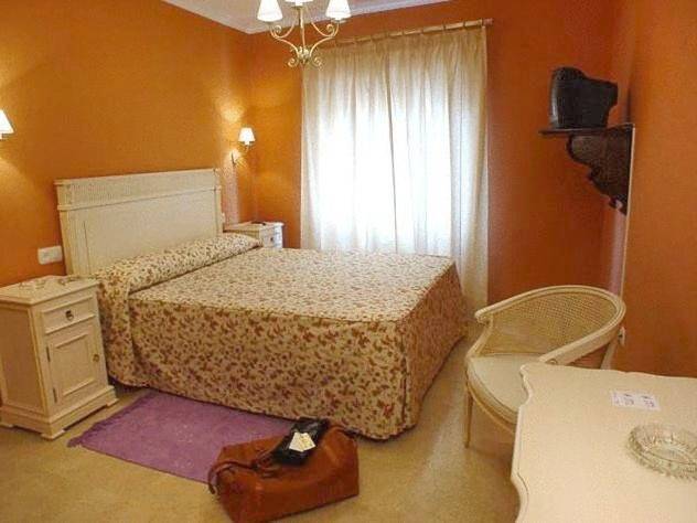 Casa de huéspuedes para 3 personas, con Balcón y Terraza además de Jardín y Vistas en Trujillo