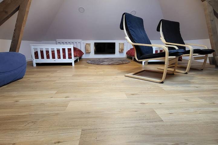 Location de vacances pour 8 personnes, avec jacuzzi à Champ-du-Boult - 3