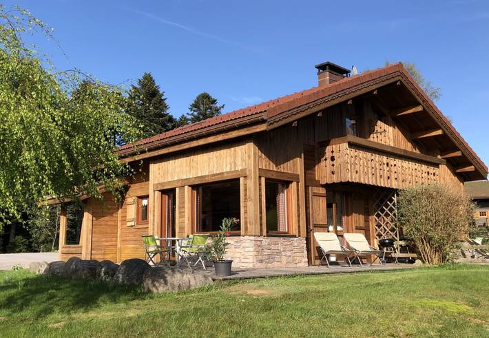 Chalet pour 6 personnes, avec terrasse et jardin, animaux acceptés