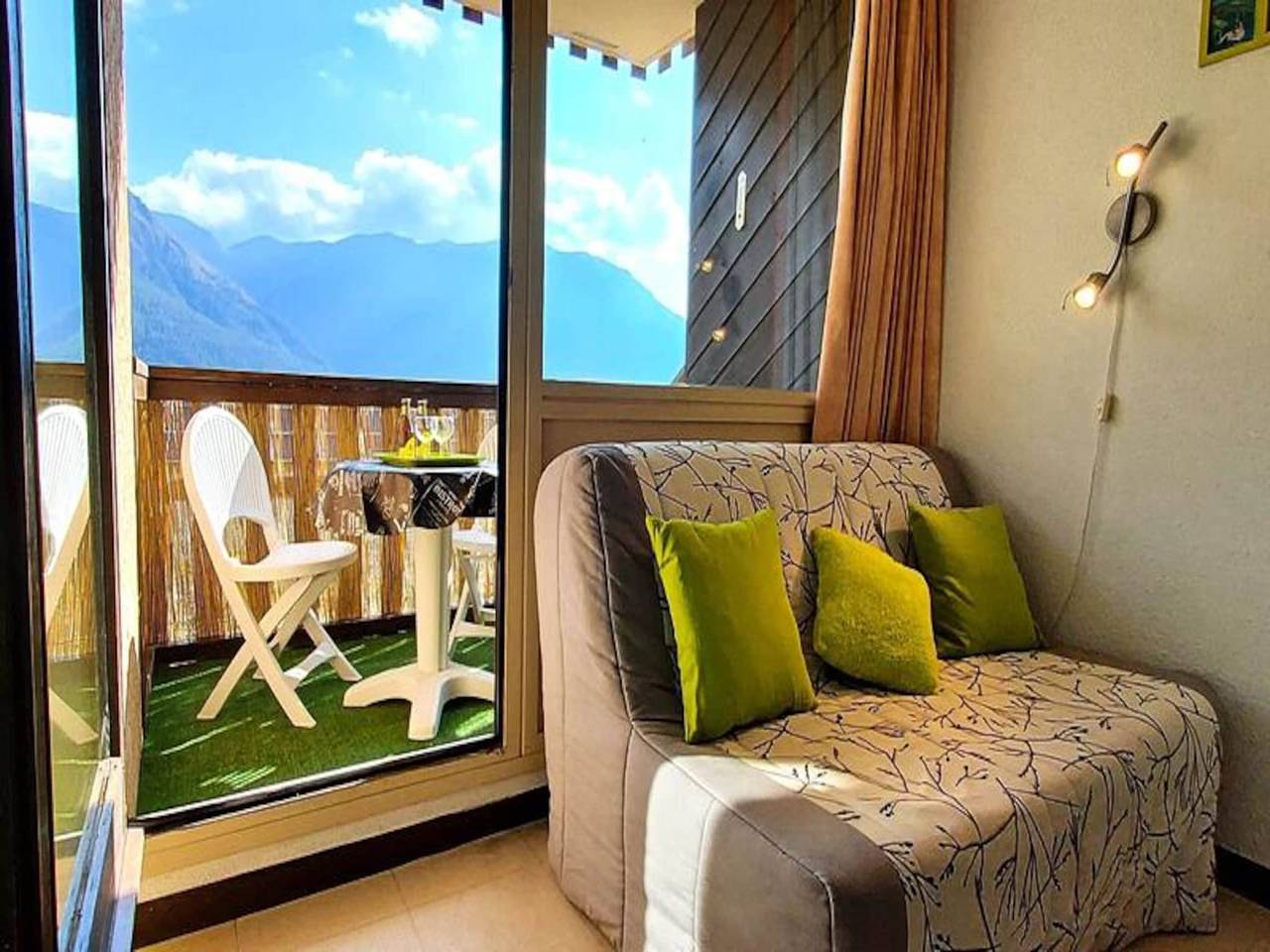 Apartamento entero, 2 Habitaciones para 6 Personas in Réallon, Parque Nacional de los Ecrins