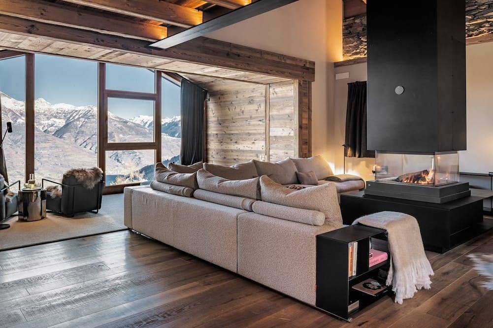 Chalet Les Fleurs - Scenic Alpine Retreat with private wellness area, Pila in Gerdaz, Comune di Gressan