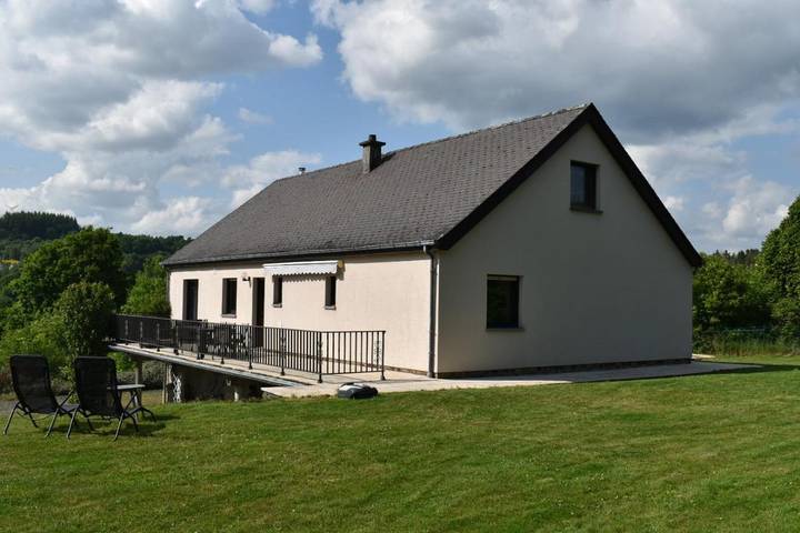 Location de vacances pour 8 personnes, avec vue et jardin dans Arlon - 4