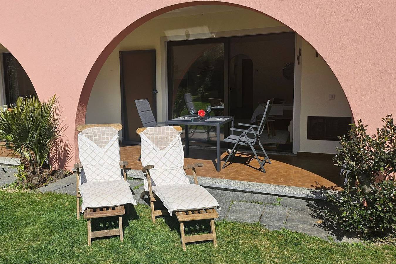 Apartamento entero, Two apartments—a perfect vacation home for families in Ascona, Alpes Ticineses y del Verbano