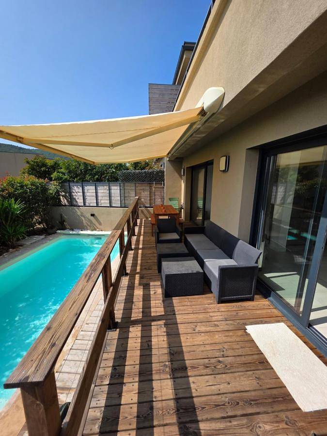 Location de vacances pour 8 personnes, avec piscine ainsi que vue et jardin, animaux acceptés dans Favone - 2