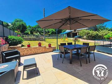 Location de vacances pour 6 personnes, avec terrasse ainsi que vue et jardin à Palmas (Tocantins)