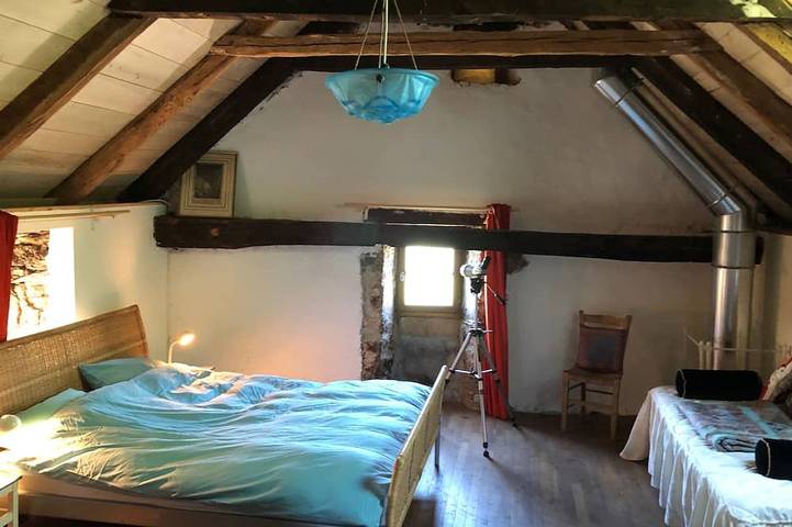 Location de vacances pour 5 personnes, avec jardin et terrasse à Saint-Laurent-d'Olt - 2