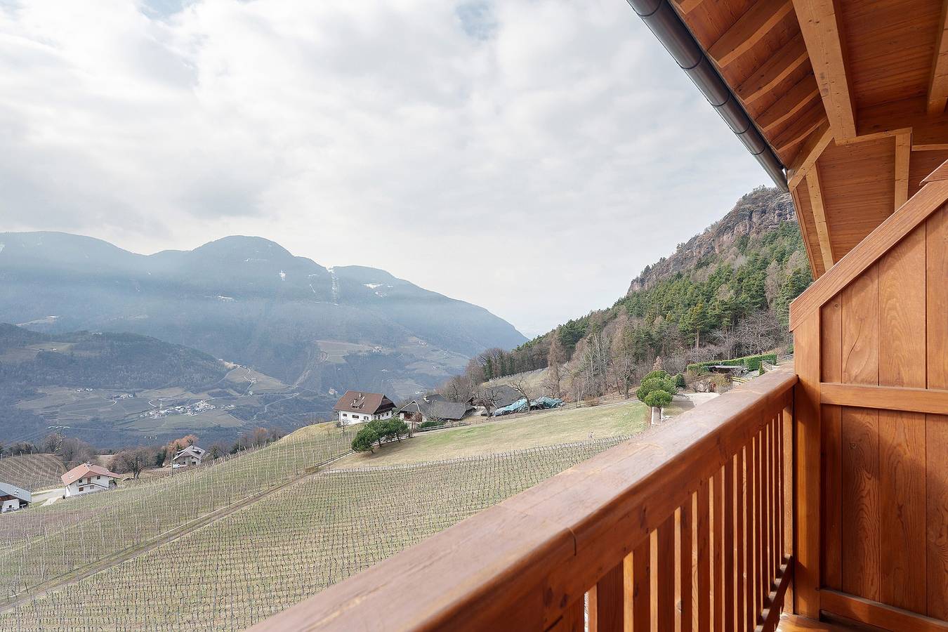 Entire apartment, Apartment "Rosengartl" with Mountain View, Shared Pool and Wi-Fi in Costa - Bozner Leitach, Ritten