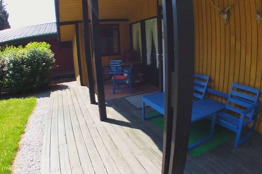 Entspannung Pur direkt am Wald & nur 750m bis zum Strand in unserem Retro Chalet in Kellenhusen, Ostholstein