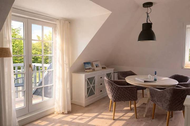 Ferienwohnung für 4 Personen, mit Balkon und Garten - 1