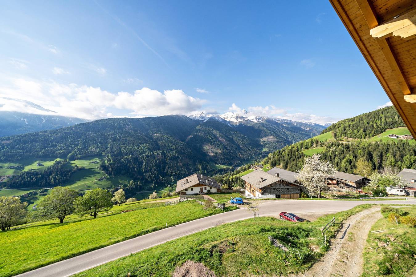 Ganze Wohnung, Ferienwohnung 'Matscherhof Helena' mit Bergblick, Gemeinschaftsgarten und Balkon in Ulten, Ortleralpen
