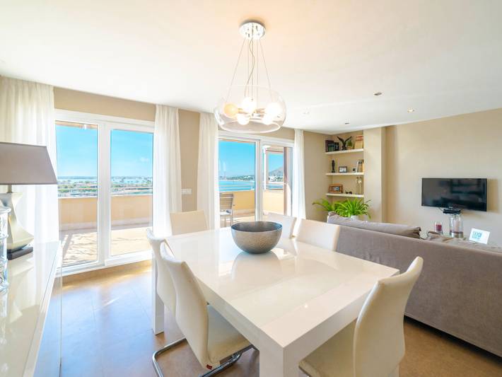Apartamento entero, Nautic Sea Views in Puerto de Alcúdia, Alcúdia