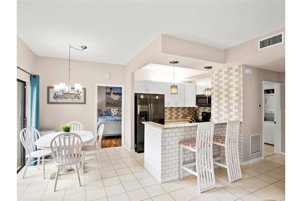 Ganze Wohnung, The Horizon Hideaway • Walk To The Beach! in Jupiter, Palm Beach County