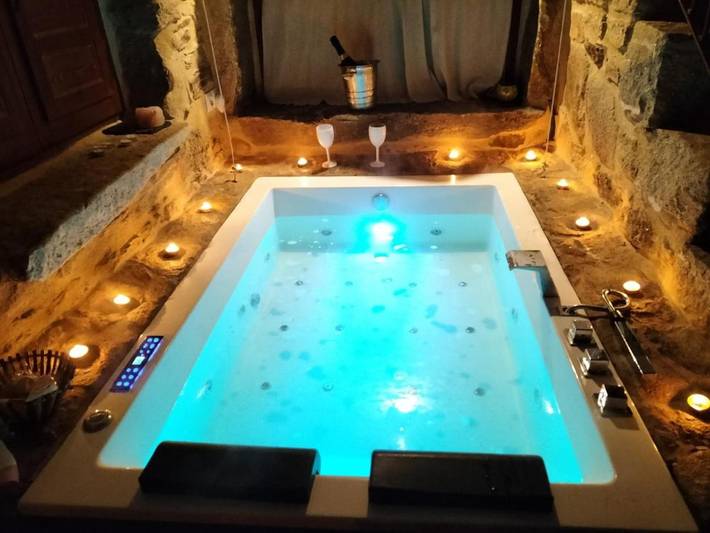 Chalet para 3 personas, con balcón además de piscina y jacuzzi en Parque Natural de las Arribes del Duero - 4