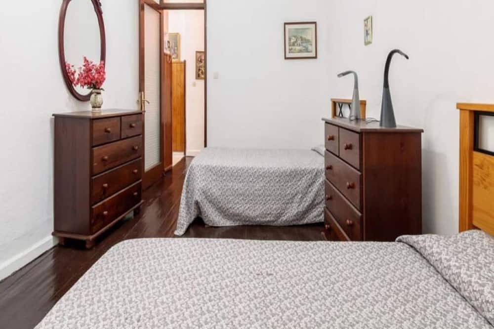 Entire apartment, Emblematic House in Santa Cruz De La Palma in Santa Cruz de La Palma, La Palma South