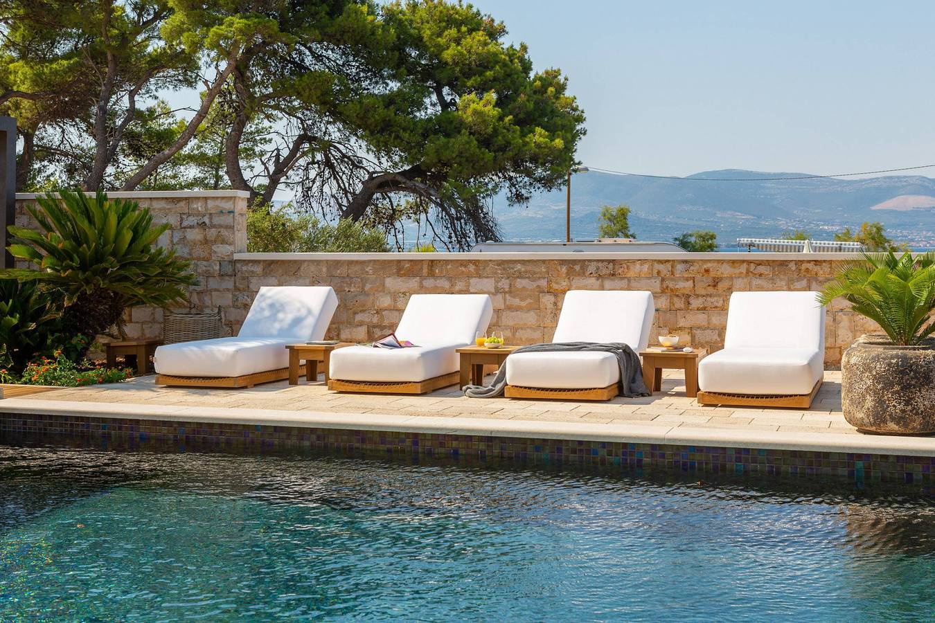 Luxusvilla Momento mit Pool in Slatine, Ciovo