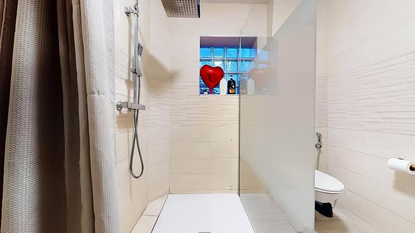 Gîte pour 4 personnes, avec vue et jardin à Montry - 2