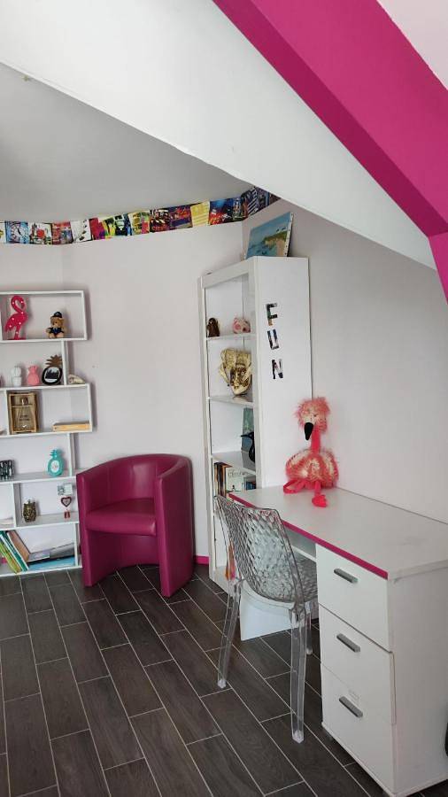 Location de vacances pour 2 personnes, avec piscine et jardin à La Bazoge - 3