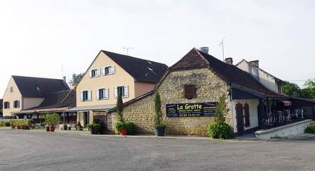 Hôtel pour 2 personnes, avec vue et terrasse, animaux acceptés à Sagy