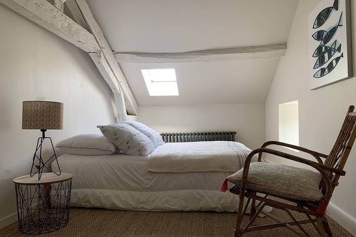 Casa de pueblo Idealmente ubicada in Saint-Médard, Quercy