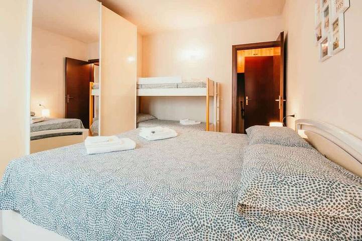 Gîte pour 5 personnes, avec balcon à Marinella di Sarzana - 2