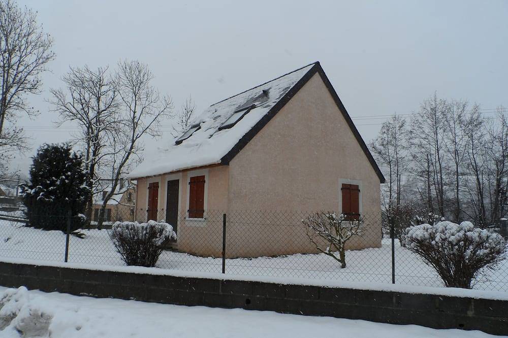 Freistehendes Haus im Herzen des Val d'Azun auf 800 m Höhe in Bun, Nationalpark Pyrenäen
