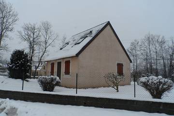 Gîte pour 6 personnes, avec terrasse et jardin à Bun