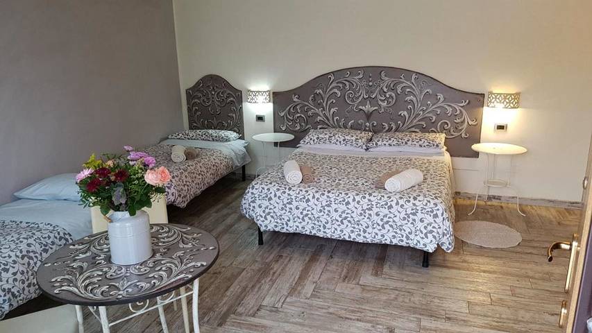 Bed and breakfast per 3 persone, con giardino - 1