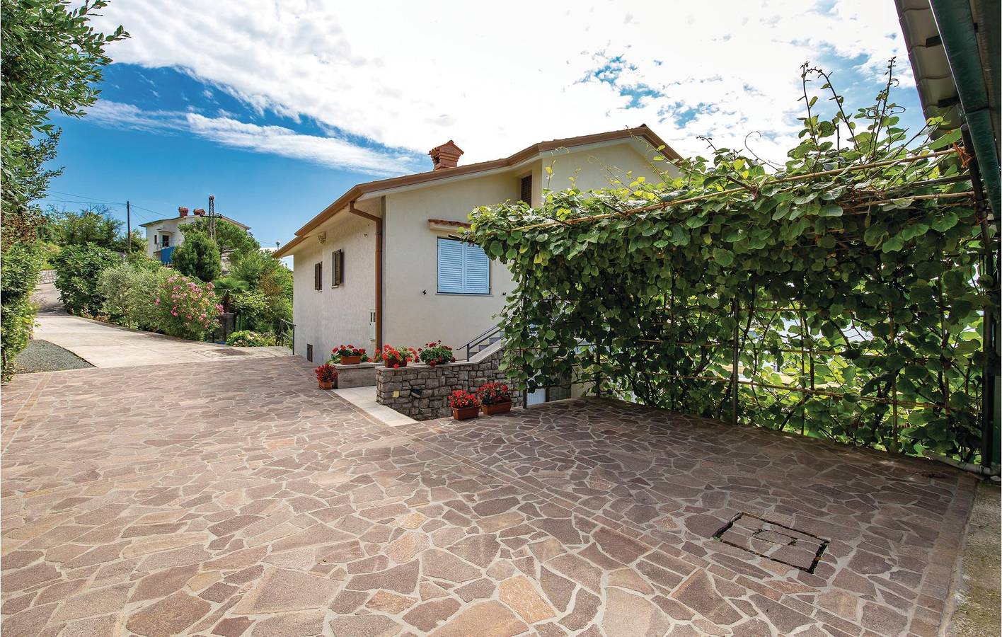 Ganze Ferienwohnung, Charmantes Apartment mit einem Schlafzimmer in Opatija: In Küstennähe und mit guter Gastronomie in Općina Matulji, Opatija Riviera