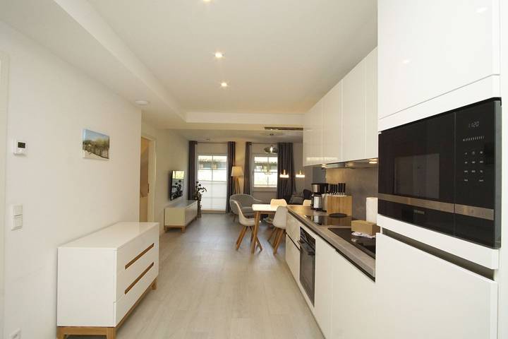 Ferienwohnung für 4 Personen, mit Balkon und Kinderpool sowie Pool und Sauna in Groß Zicker - 4