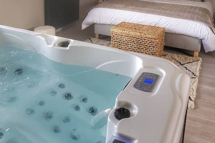 Chambres D'hôtes Avec Jacuzzi Privatif in Treuzy-Levelay, Seine-et-Marne