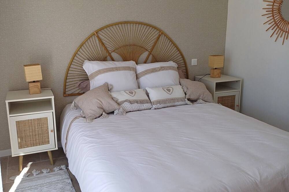 Appartement entier, Gite F2 neuf tout équipé dans domaine sécurisé in Hérépian, Région de Béziers