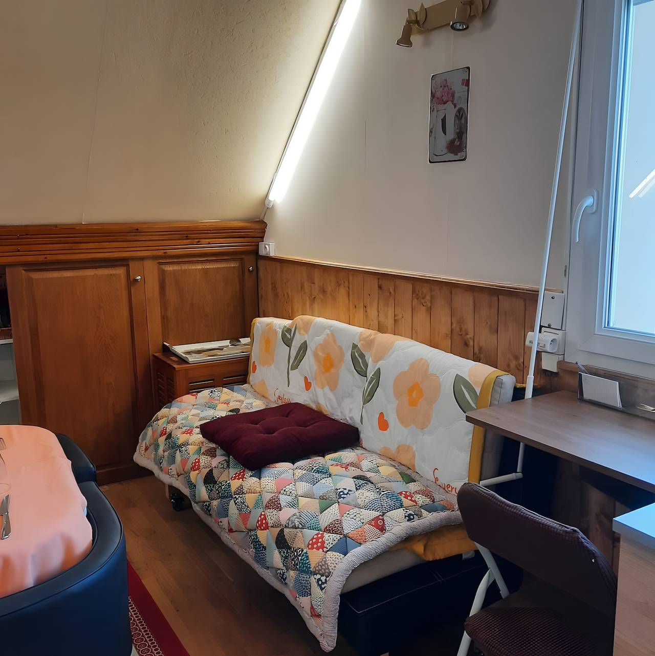 Appartement entier, Appartement 'Courseulles Comme À La Maison' avec Terrasse Privée et Wi-Fi in Courseulles-sur-Mer, Région de Caen