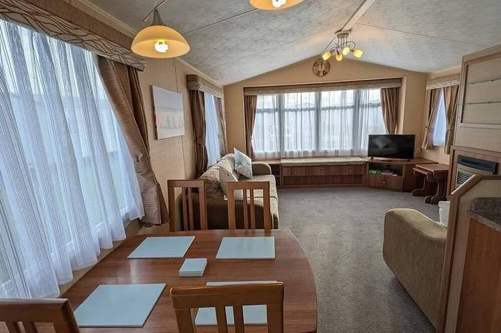 Holiday home for 6 people, with garden and pool, with pets in Camber Sands