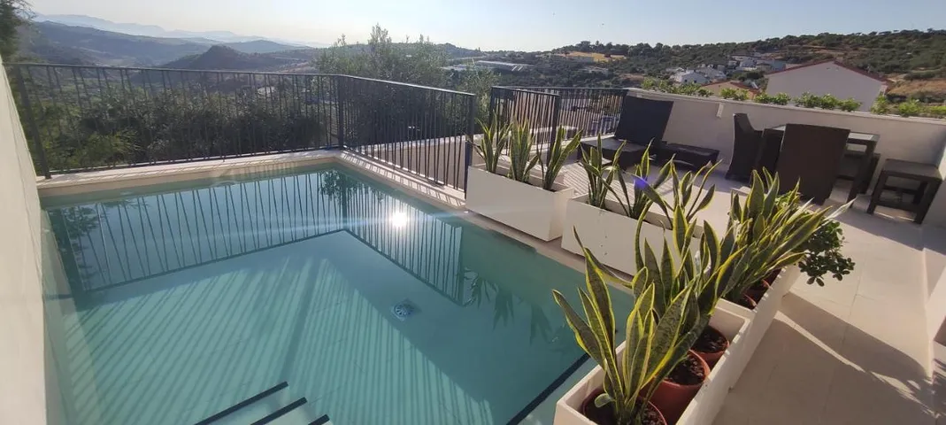 Ferienhaus für 4 Personen, mit Pool und Ausblick sowie Terrasse - 1