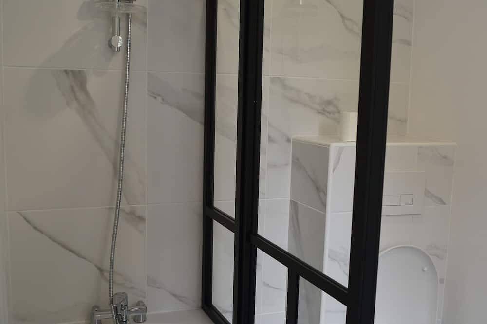 Entire apartment, ⭐Beautiful cozy apartment, 8min by foot Rer B, 20min Orly airport⭐ in Antony, Hauts-de-Seine